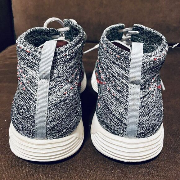 Nike Nike Lunar Flyknit Chukka 554969-001 Wolf Grey Red Size 9.5 US 43 EUR 8.5 - Picture 4 of 13